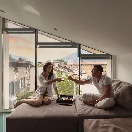 Heart Of Trento Loft & Rooms-3
